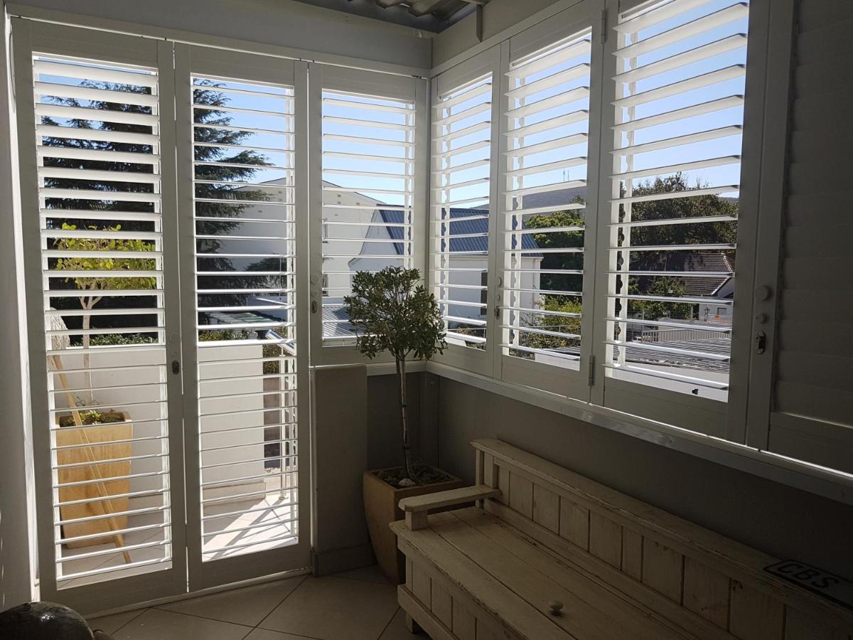 Modern, Centrally Located Dorp Street Apartment Stellenbosch Luaran gambar